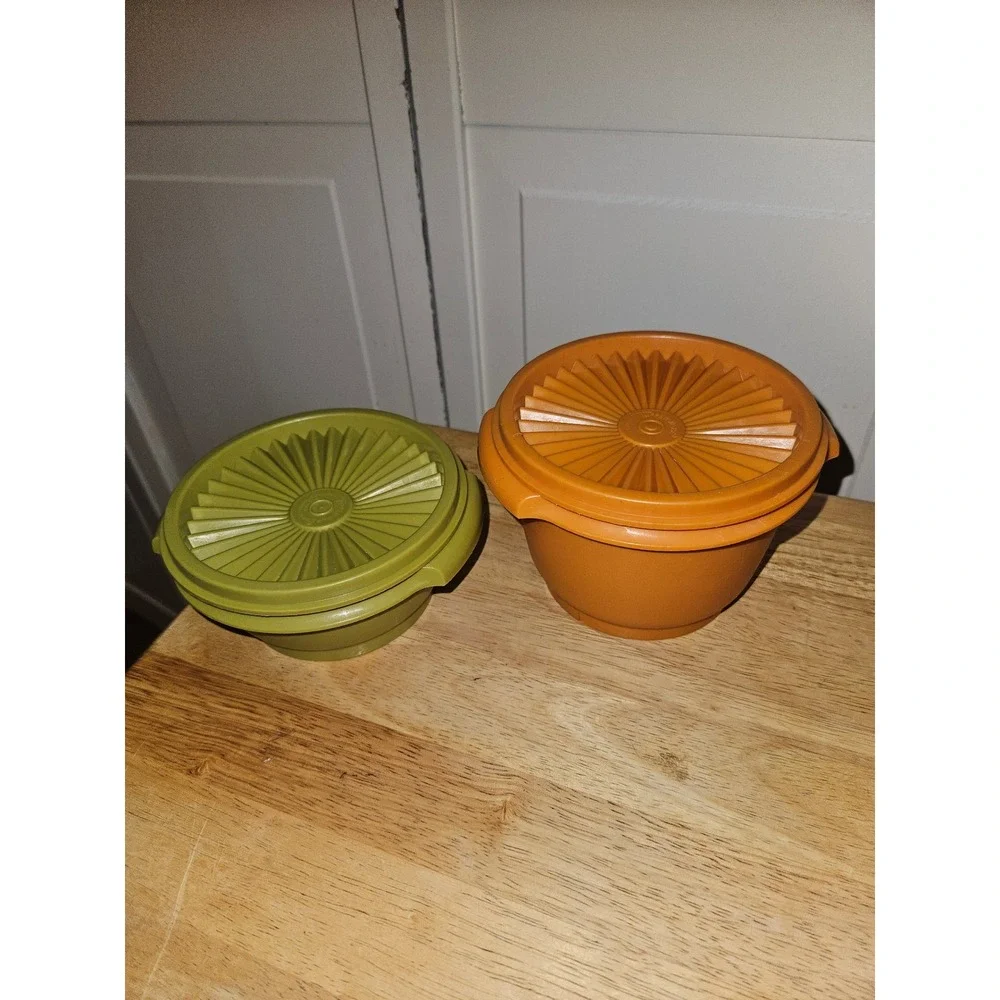Vintage Tupperware Lot Orange 2Qt Pitcher Servalier Bowls Sandwich Keepers 12pc